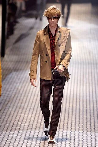 Look 16